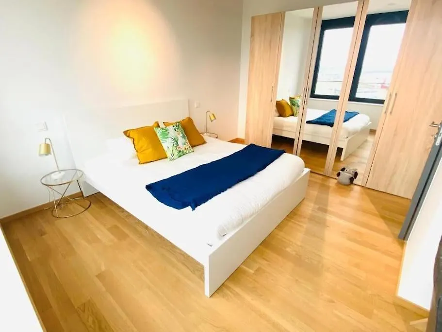 Apartment 1 Bedroom Flat In Center With Spa,Gym,Terrace&Parking-23 Luxembourg